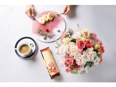 「Restaurant TOYO」と「Herve Chatelain」が初コラボ / お花とスイーツのクリスマス限定セットを11月11日（金）から販売