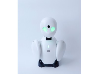 オリィ研究所、介護・医療向け遠隔操作ロボット「OriHime」の最終パーツ製造に、プロトラブズの射出成形サービスを採用