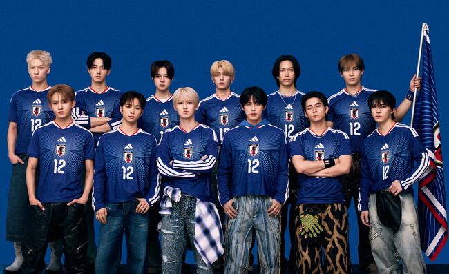 サッカー日本代表「最高の景色を2026」オフィシャルアンバサダー スペシャルユニット「JI BLUE」、OFFICIAL STOREがOPEN！