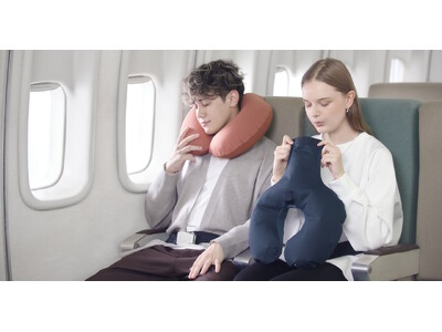 直接口をつけずに、息を吹き込むだけで膨らむ「ONE-BREATH ネックピロー」新発売