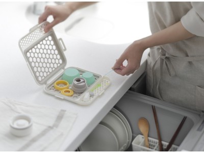 使用時も収納時もかさばらない。スリムに使える『食洗機用小物ネット』が新発売！