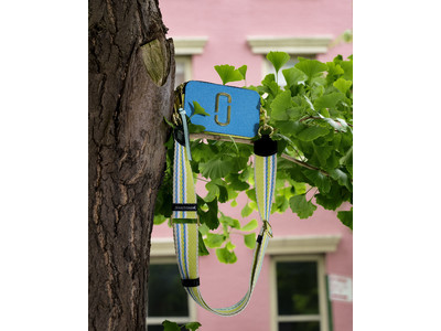 マーク ジェイコブスのアイコンバッグ「THE SNAPSHOT」から、パルコ渋谷店と公式オンラインストア限定カラーが登場！