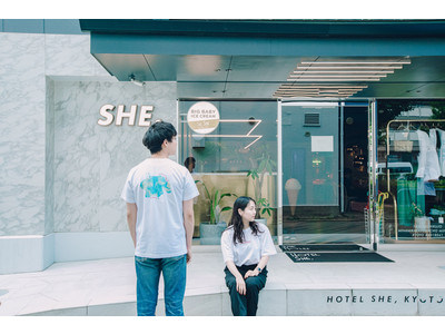 アパレルブランド「オールユアーズ」が「HOTEL SHE, KYOTO」とのコラボTシャツを販売