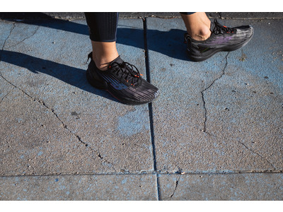 テクノロジーとファッションを融合した New Balance FuelCell Speedrift発売