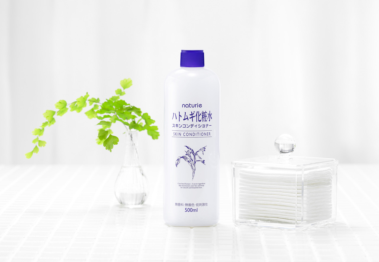 手でつけるより約3倍の水分補給効果（※1）で、秋冬も乾燥しらず。売上