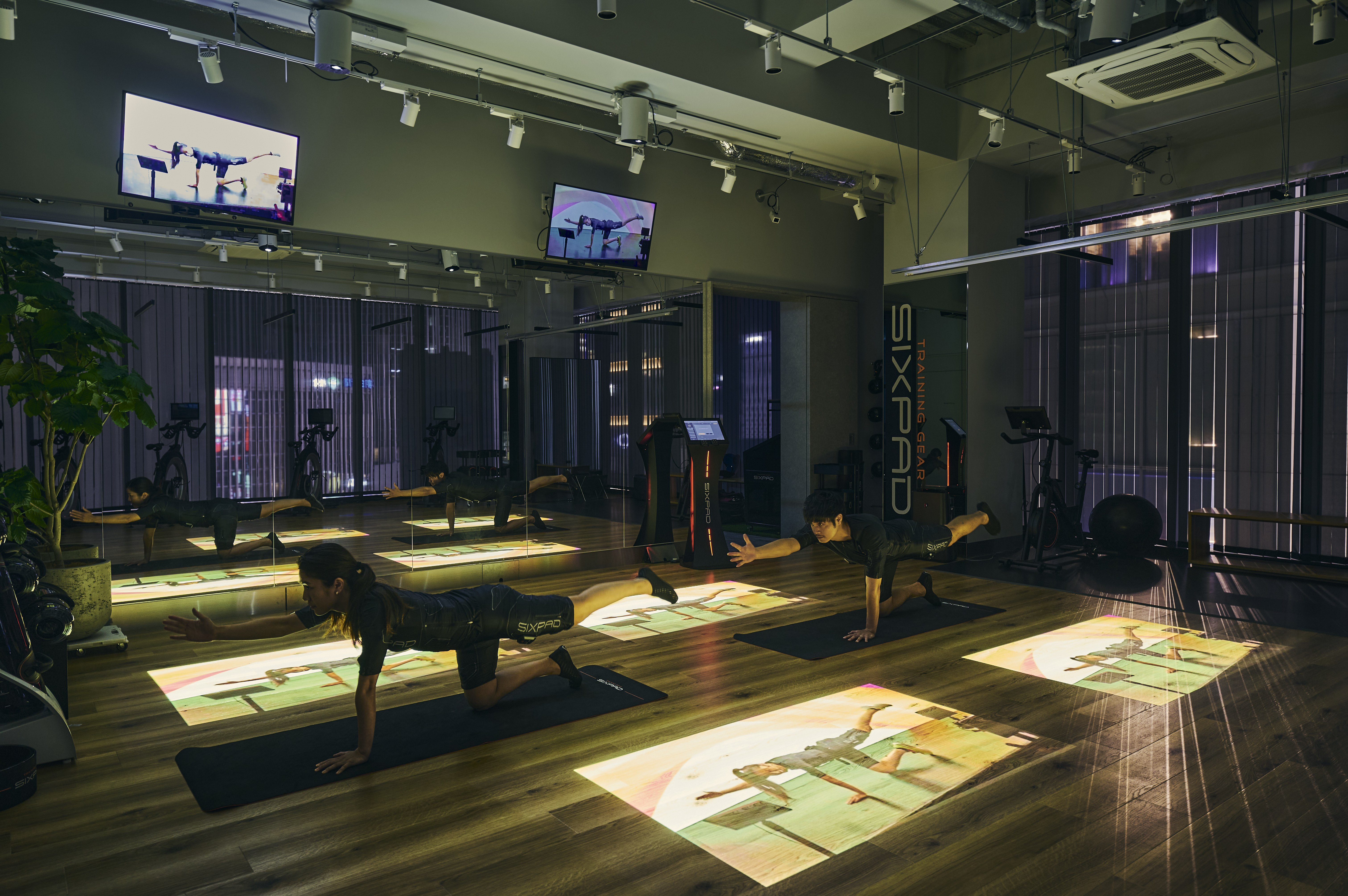 「SIXPAD SHOWROOM GINZA」7月8日（金）リニューアルオープン！