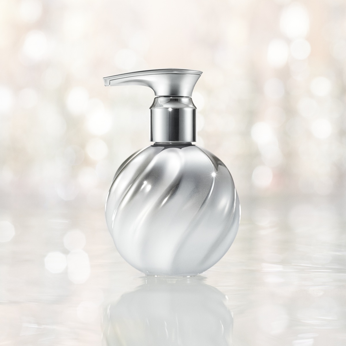 手と空間を甘く華やかに包み込む、「ReFa BLOOMING HAND WASH」サロン市場限定でメンバーズオンラインショップ「B happy」にて2026年3月2日（月）先行発売