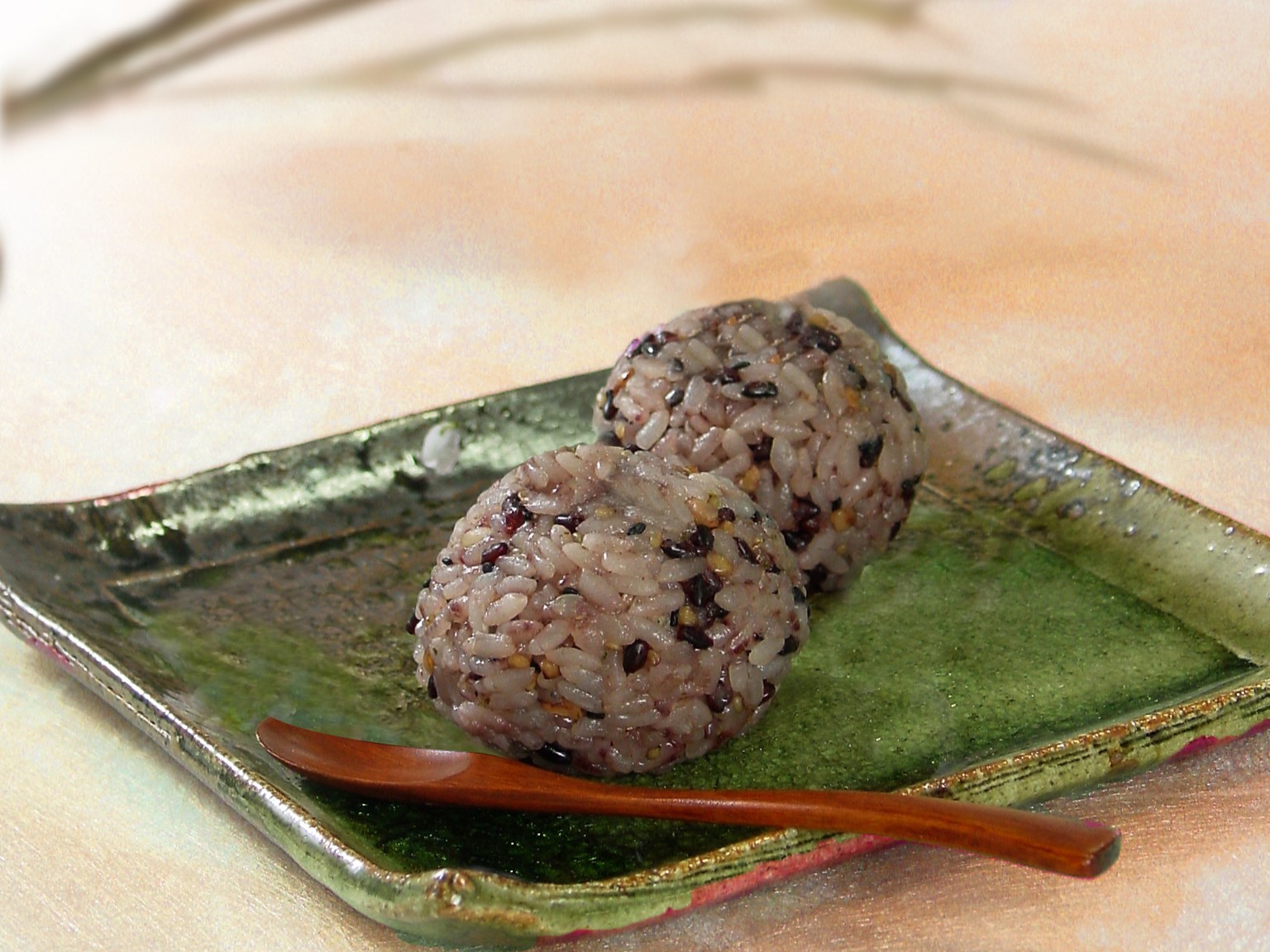 お彼岸に、手づくりのやさしさを。「六穀おはぎ」を秋彼岸の4日間限定で販売