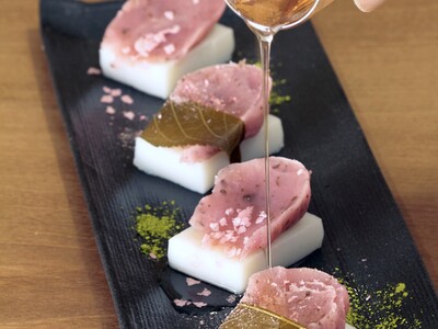 【亀戸天神前本店限定】春の訪れを味わう「風流くらべ -桜くず餅-」を期間限定で提供開始