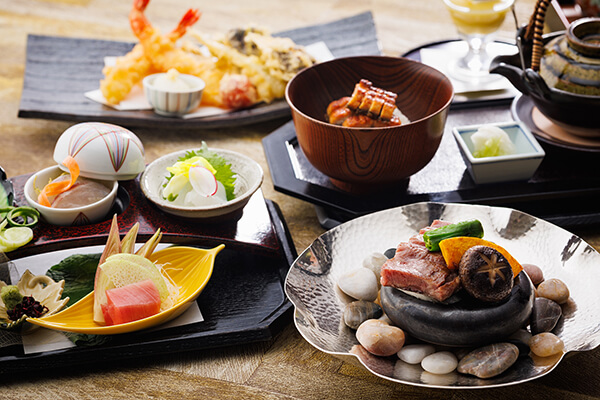 【ホテルメトロポリタン エドモント】日本料理「平川」開業40周年記念 特別ディナー会席「千鳥」