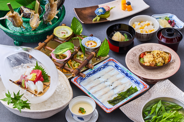 【ホテルメトロポリタン】伝統ある日本料理とメインが選べるコース料理で夏を彩る旬の食材を堪能