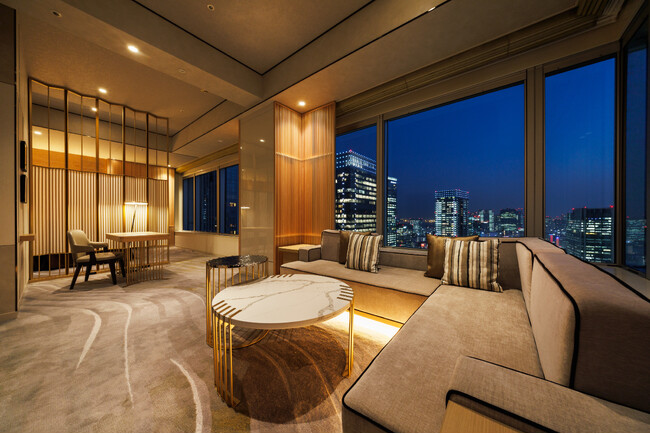 【ホテルメトロポリタン 丸の内】クリスマスケーキ＆シャンパン付き宿泊プランの販売