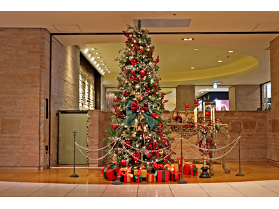 【ホテルメトロポリタン エドモント】 Sparkling Holidaysホリデーシーズンを華やかに演出するクリスマスデコレーション