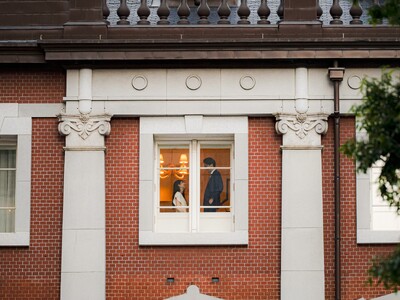 【東京ステーションホテル】Happy Valentine’s Day！大切な方へ、甘い想いをメッセージプレートにのせて