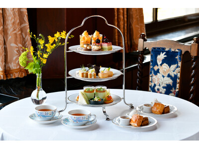 【ホテルニューグランド】歴史薫る優美な空間で新緑を眺めながら過ごす優雅なティータイム「初夏のフェニックスアフタヌーンティー」