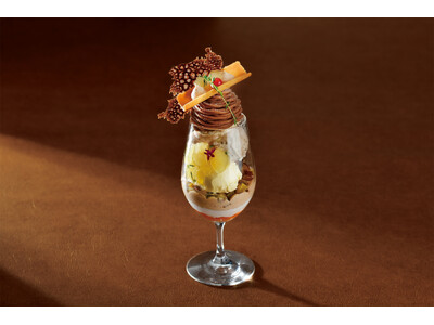 【ホテルニューグランド】秋の味覚を満喫「モンブランパフェ」（コーヒーハウス ザ・カフェ）