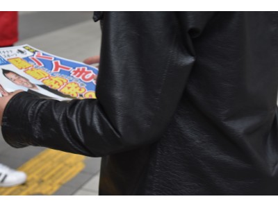 渋谷駅前にバイきんぐ小峠さんそっくり集団登場！２０１８年６月１６日(土)