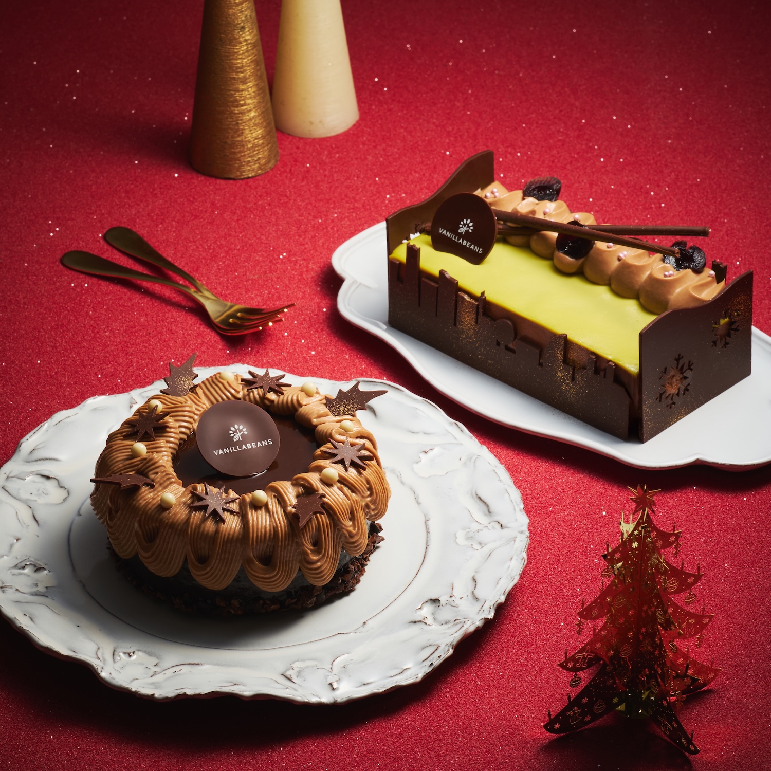 新作クリスマスケーキ登場。世界中からカカオを選定した横浜発のクラフトチョコレート専門店VANILLABEANSの数量限定ケーキ２種を10月16日（木）２店舗にて予約受付開始。