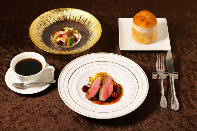 三菱一号館美術館 Cafe 1894「アール・デコとモード」展タイアップメニュー10月11日から会期中限定販売