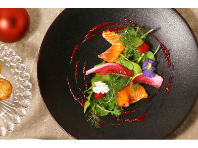 三菱一号館美術館 Cafe 1894クリスマスディナー、3日間だけの特別な体験　～歴史的建築×美食を味わうフェスティブな夜～