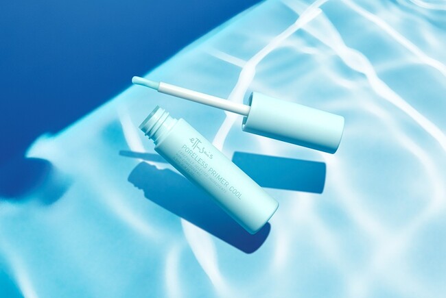 【数量限定】夏の肌に、ひんやり爽快。テカリ・毛穴・ベタつきを防ぎ、一瞬でサラっと透明感のある肌に導く、クールタイプが登場！