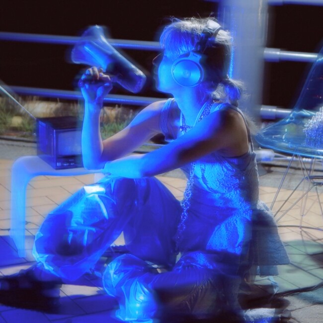 シンガーソングライター・ヒガシアオイが、新曲『ハロハロ未来』をリリース！