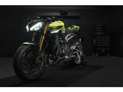 トライアンフから「Street Triple 765 Moto2(TM) エディション」店頭デリバリー開始のお知らせ