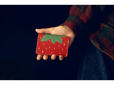 栃木レザー100％の“いちご”。いちご王国・栃木コラボ第4弾「とちあいか」名刺ケースを1月15日 いちご...