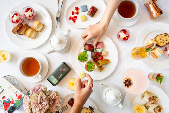 THE COSMOPOLITAN GRILL BAR TERRACEが贈る“世界を巡るアフタヌーンティー”がスタート。第1弾は、トルコ・オスマン菓子文化の世界へ