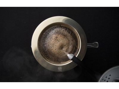 スペシャルティコーヒーに向けたプロダクトブランド「cores(コレス)」がコンセプトを新たに生まれ変わったロゴを発表いたしました。