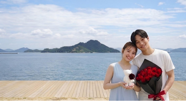 花を、飾るから“暮らす”へ。瀬戸内うまれの業界初メモリアルオブジェ〈ROSY(ロージー)〉誕生 ― プロポーズや結婚式の思い出のバラを、石膏のベアがそっと抱く。手仕事の一点物 ―