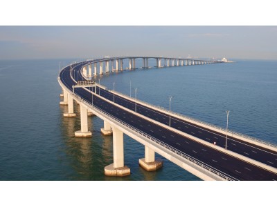 開通ホヤホヤ！世界最長の海上橋「港珠澳大橋」を渡ろう！