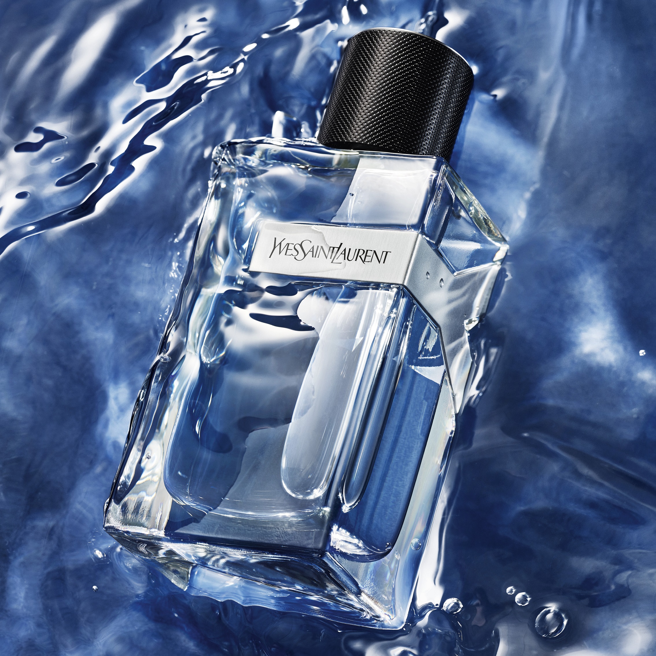 【YSL】ジェネレーションY ― 現代のYSL MENに贈る新たな香り。フレッシュでセクシーなミネラルウッディフレグランス「Y MEN オーデトワレ」誕生。