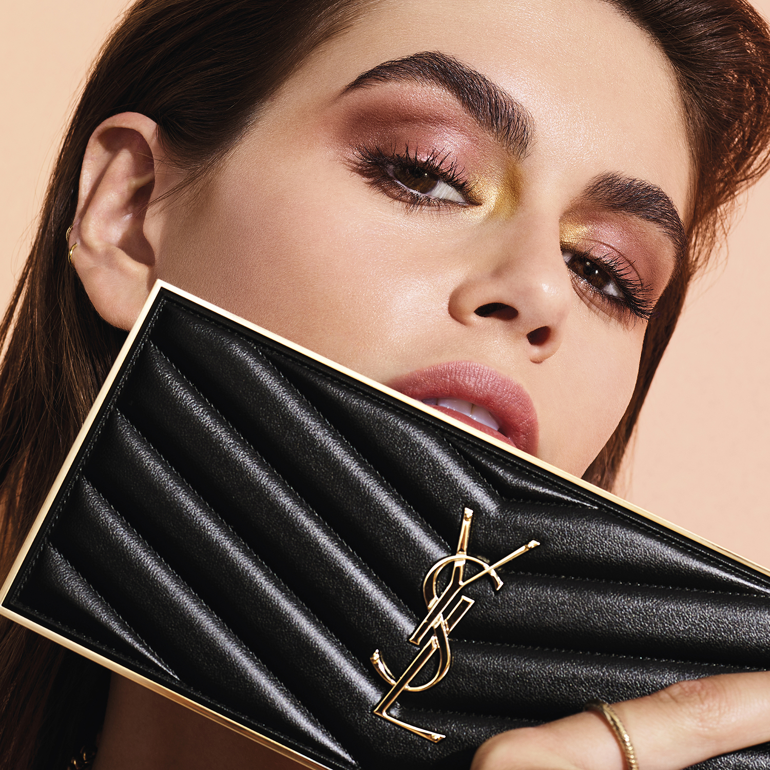 【YSL BEAUTY】鈴木えみ、藤井夏恋、ミチ、川口ゆりな、南りほらが「モロッカン ピンク ヌード」がテーマのスプリングルックのメイクアップイベントに来場。