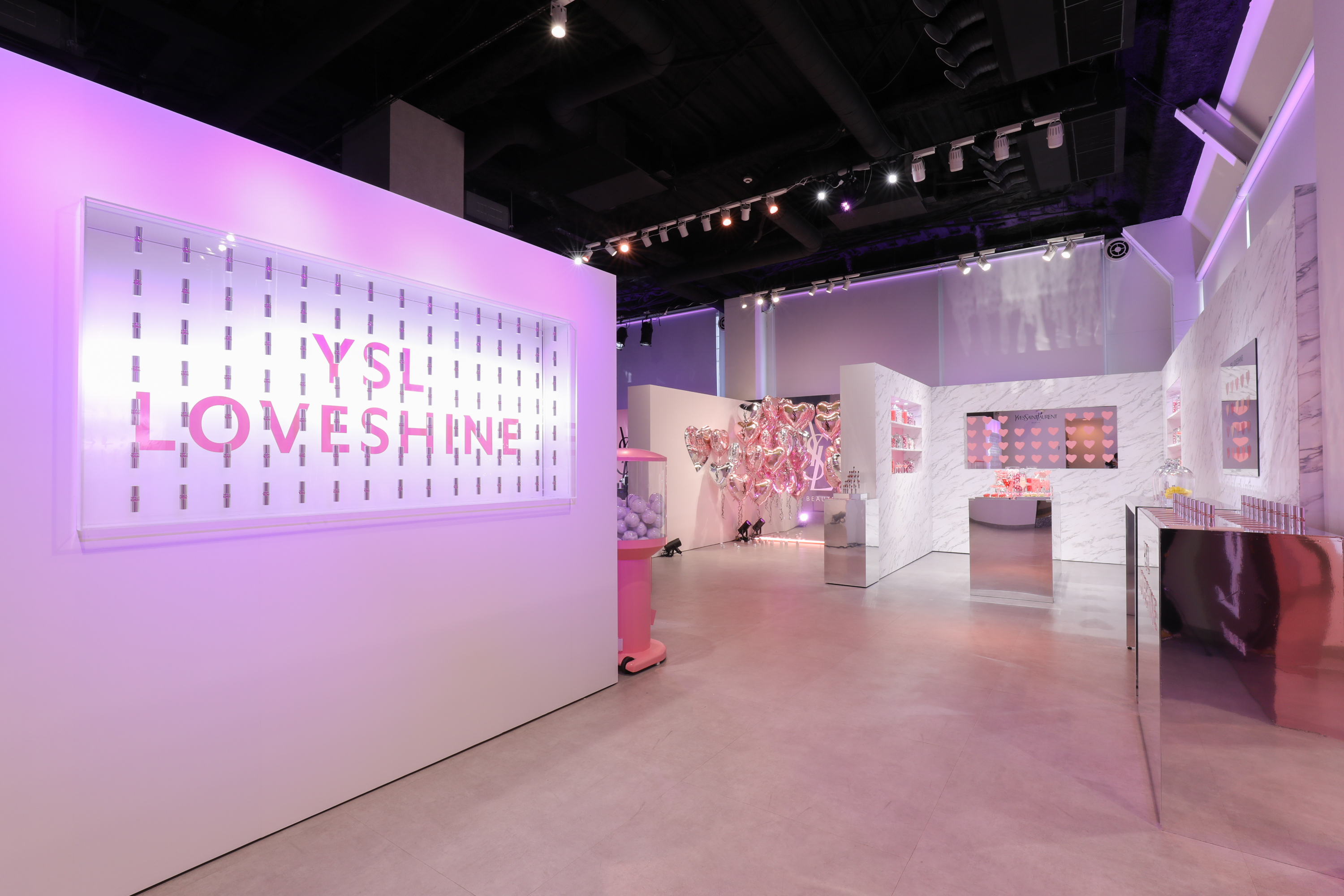 【YSL LOVESHINE FACTORY】玉城ティナ、小嶋 陽菜、前田敦子、藤井夏恋、大平修蔵、山下幸輝、鈴木えみなど豪華ゲスト来場。