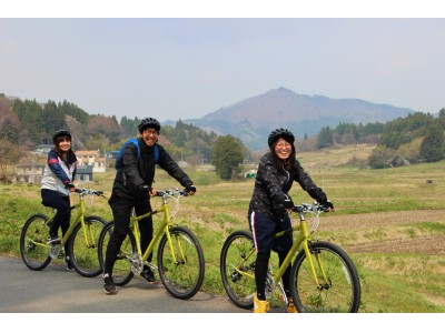 休憩は道沿いのおばあちゃん家で？里山・里海の豊かな自然の中を自転車 