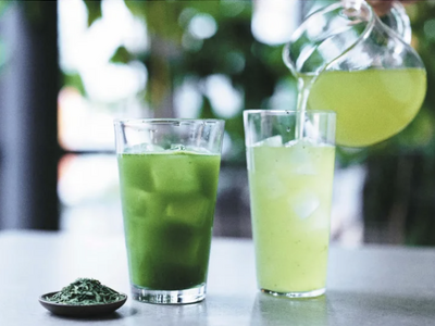 【伊右衛門カフェでお茶の飲み比べ体験】「伊右衛門カフェ心斎橋店」限定で、6種の日本茶を自由に何杯でも愉しめる「お茶の飲み比べ」をセットメニューとして＋250円で販売開始！