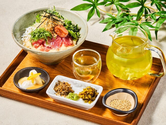 「伊右衛門カフェ」が夏季限定のスイーツと冷やし梅茶漬けの期間限定販売を開始！