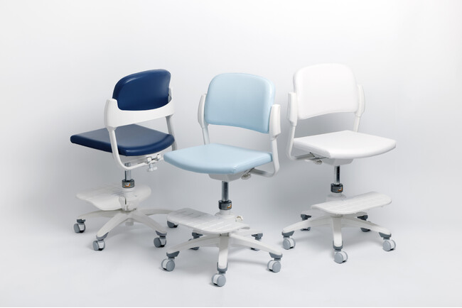 イトーキ、人気学習チェア「KS32」にお手入れしやすいレザー仕様追加。8月27日新発売。