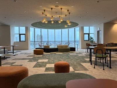 �C�g�[�L�A������w�̎��H����ɎQ��A�w���Ƌ��n���Đ݌v�������E���W���I�[�v��