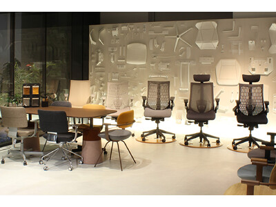 イトーキ、チェアショールーム「ZA SALON TOKYO（坐サロン東京）」リニューアルオープン