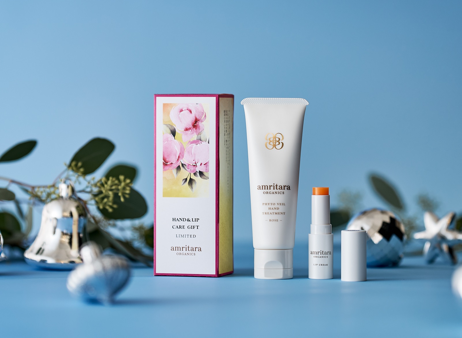 自分へのご褒美や、大切な人への贈り物に。植物の恵みで手肌と唇を潤す、ハンド＆リップケアセット。11/1（土）発売。