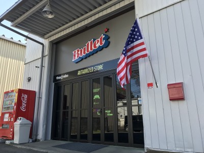 日本初"体験型"のクルマ磨き工具専門店「BULLET」がオープン