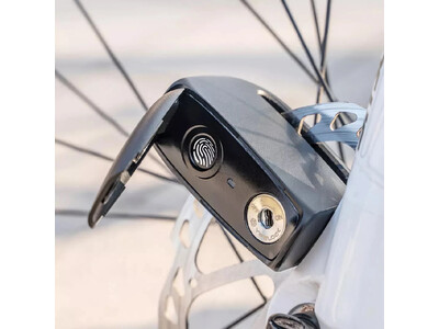 もう鍵の持ち忘れに煩わされない！指紋認証で解錠できる手軽な自転車用スマートロック「GeeLock」をガジェットストア「MODERN g」で販売開始