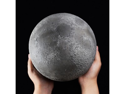  【限定生産 アポロ計画50周年記念】AR対応 圧倒的ディテールの月模型「LUNAR Max」を自社ECで販売開始
