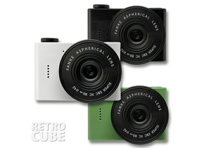 子供から大人まで楽しめる】レトロな写真が撮れる超ミニカメラ