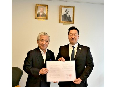 学校法人日本体育大学と株式会社からくさが事業協力の合意書を締結