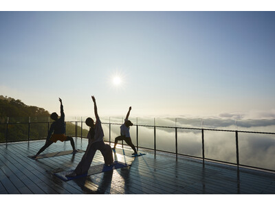 【トマム】絶景を独り占め。天空のプライベートヨガで心身をととのえる「雲海リトリートステイ」販売