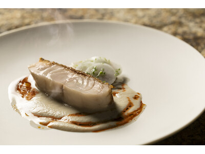 【星のや東京】白子や伊勢海老などの冬の味覚と、日本全国の懐かしい郷土の味が響き合う。「もう作られなくなっ...