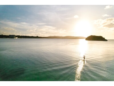 【星野リゾート　リゾナーレグアム】グアム初！自転車で海を駆け抜ける新感覚のアクティビティ「絶景海上サイクリング」提供開始｜2024年4月1日